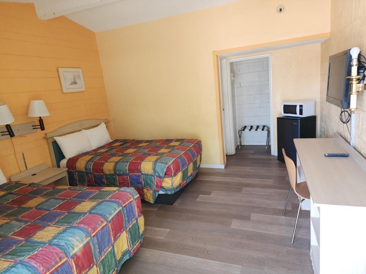 Town House Motel Lancaster Luaran gambar