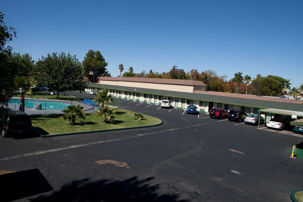 Town House Motel Lancaster Luaran gambar