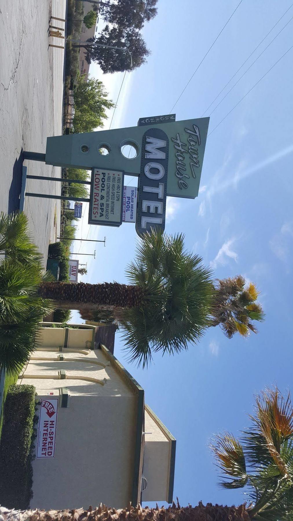 Town House Motel Lancaster Luaran gambar
