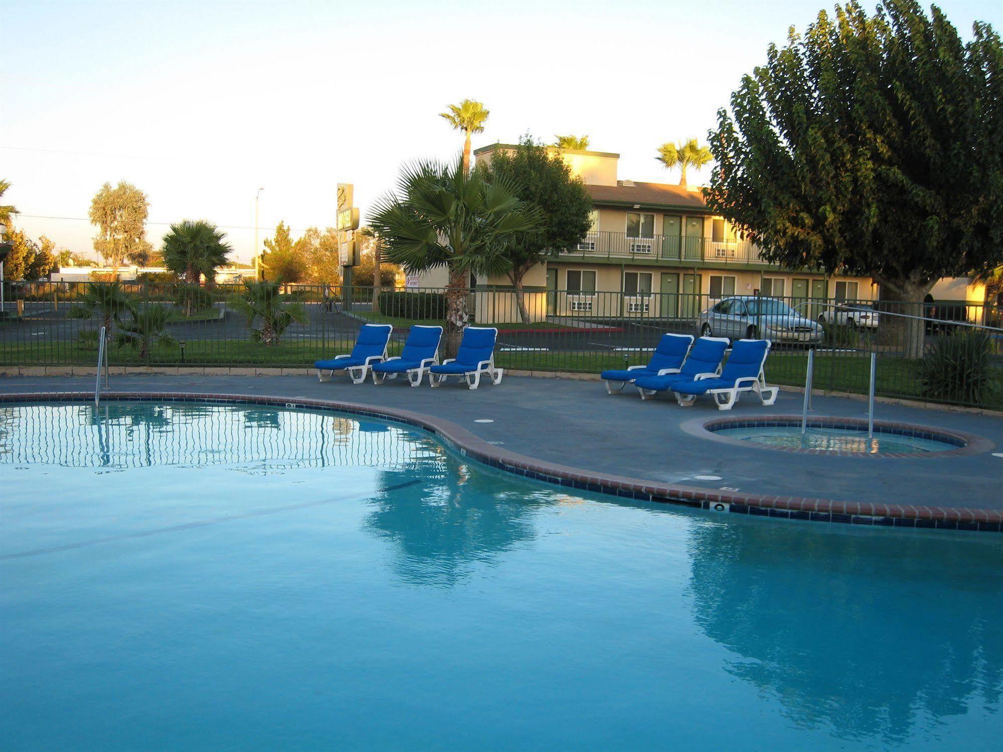 Town House Motel Lancaster Luaran gambar